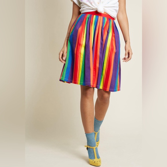 ModCloth High Waist Rainbow Striped Pleated Full Skirt Knee Length Medium - Picture 1 of 12